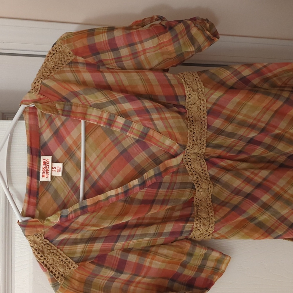 Perfect condition. ADORABLE TOP